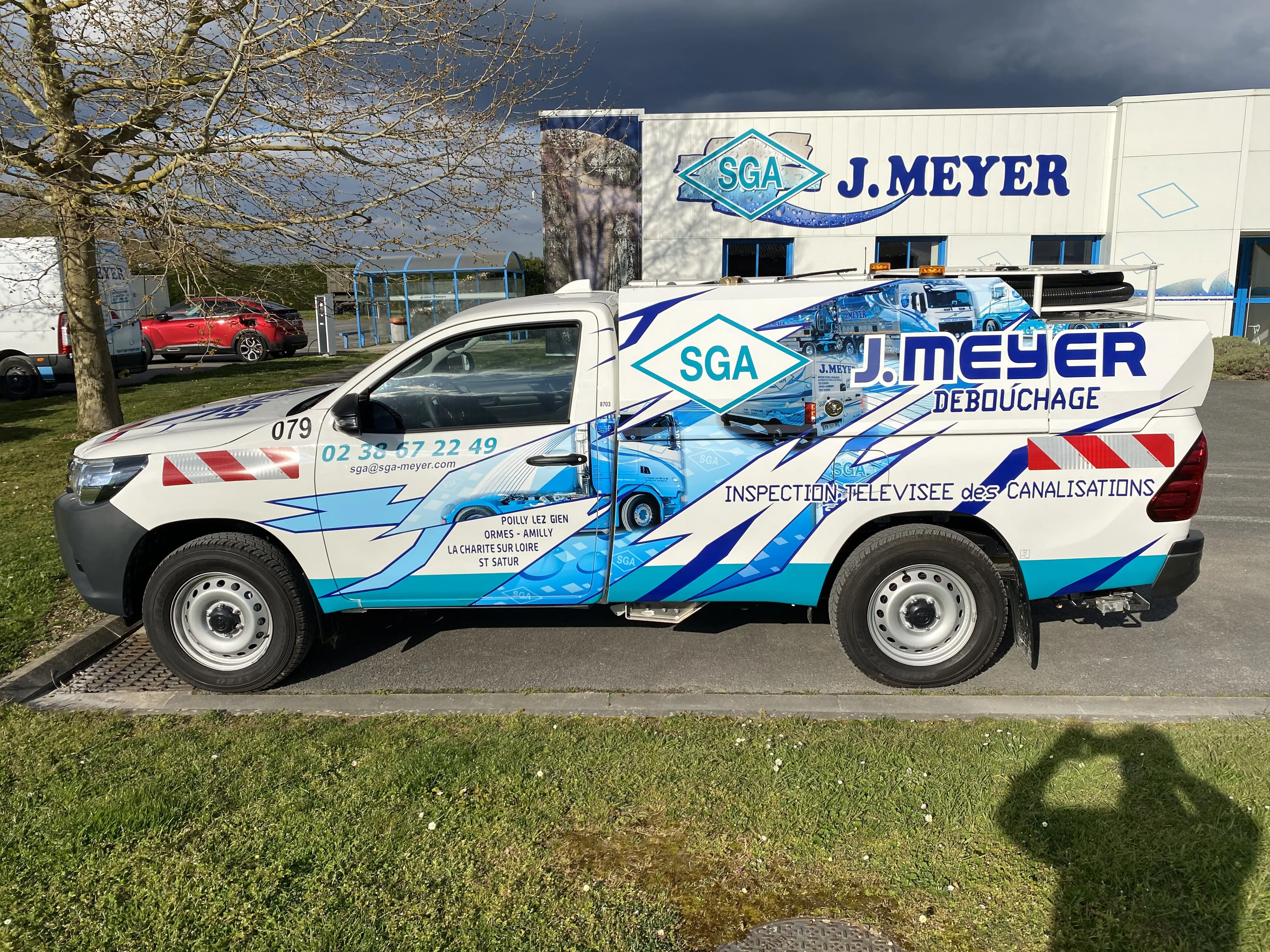 Véhicule 4x4 SGA J.Meyer débouchage à Gien