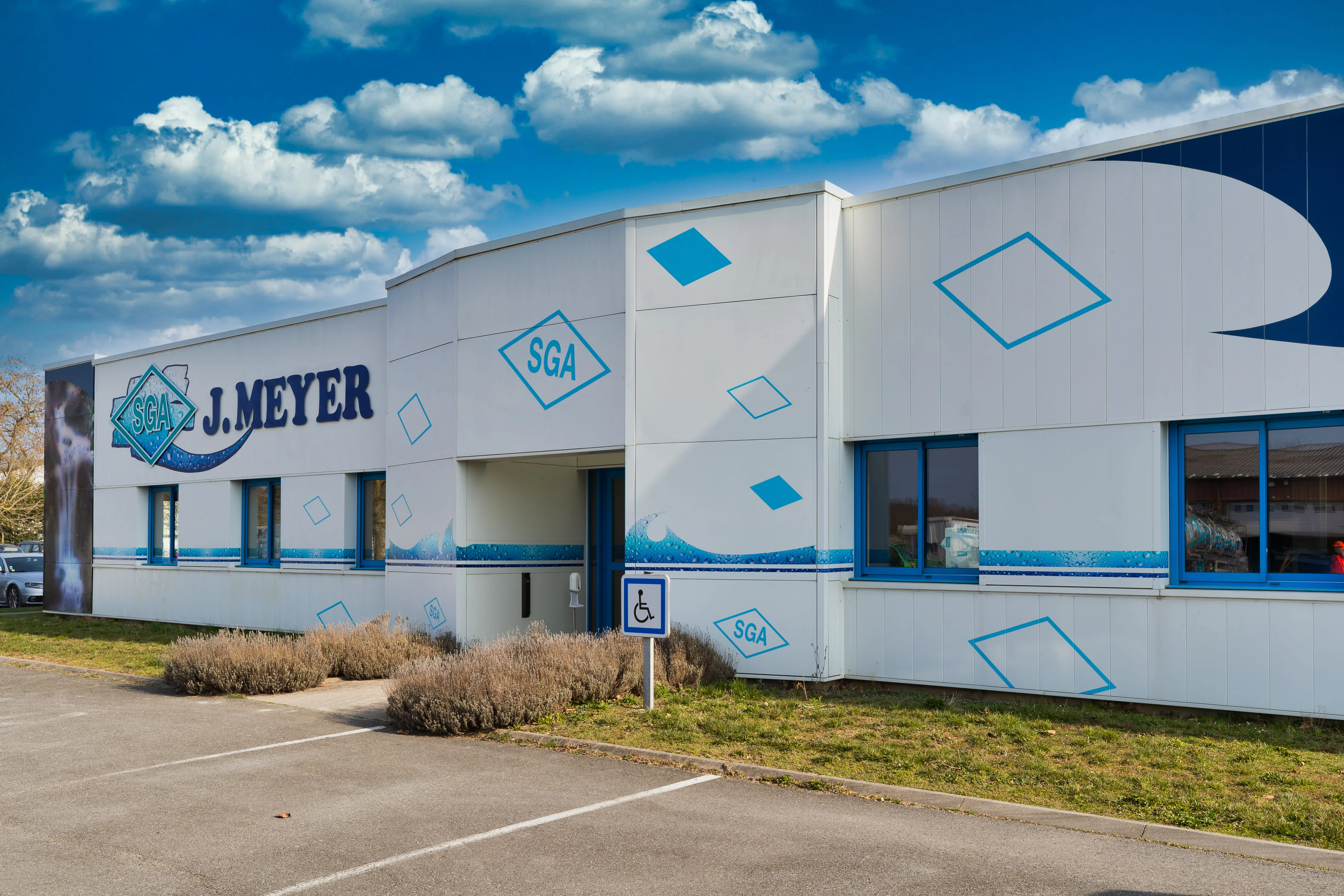 Siège SGA J.Meyer à Poilly-lez-Gien
